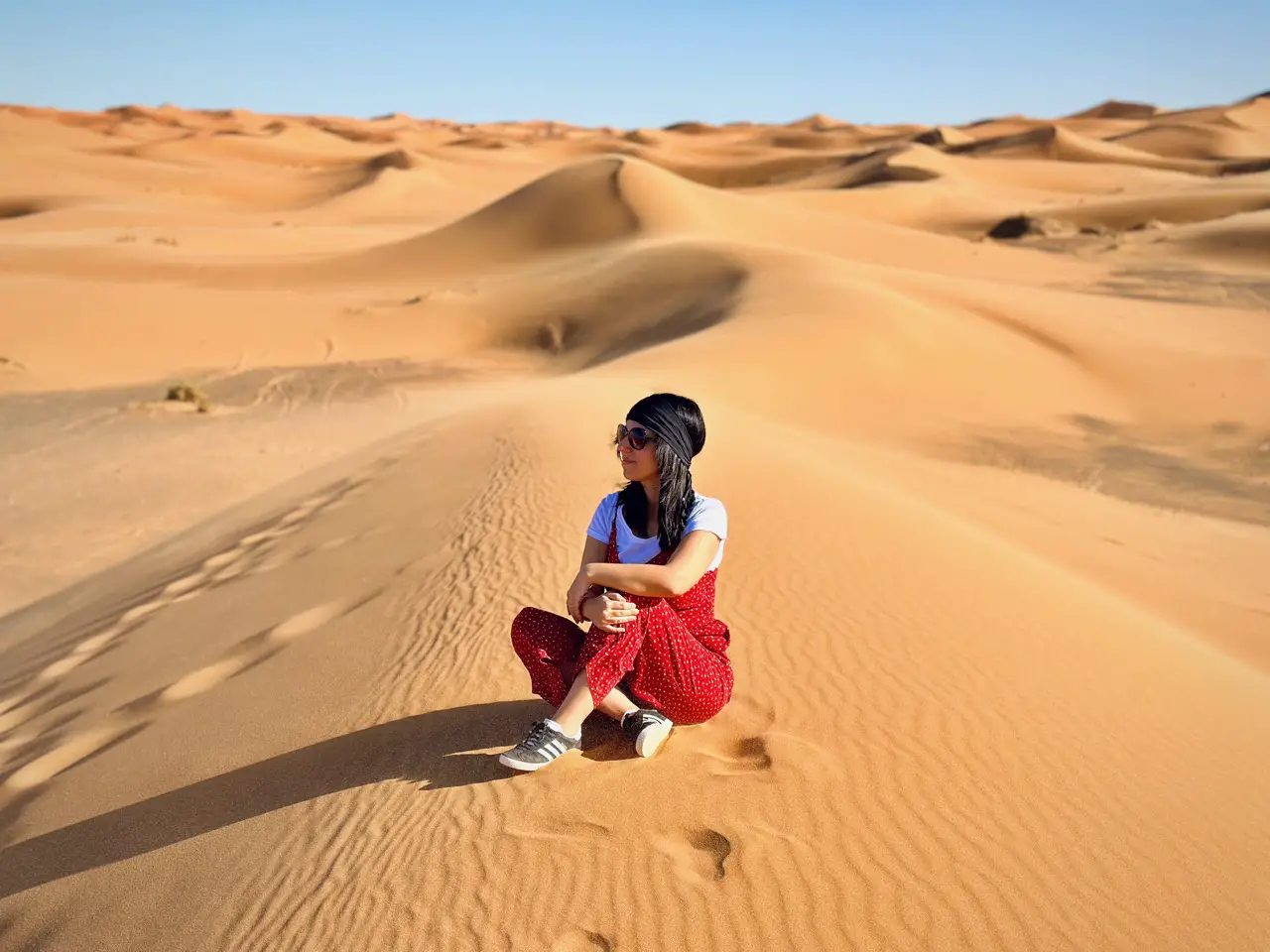 woman traveling alone in the African sahara